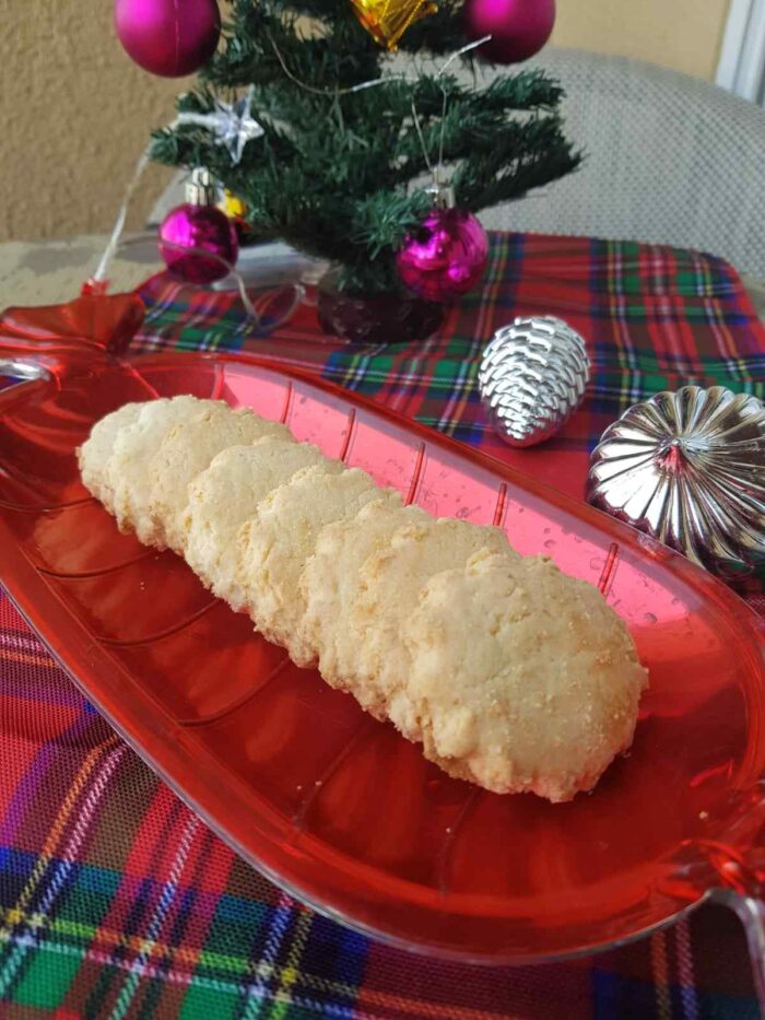 kayani-bakery-coconut-biscuits-tropical-crunchy-buttery-delight